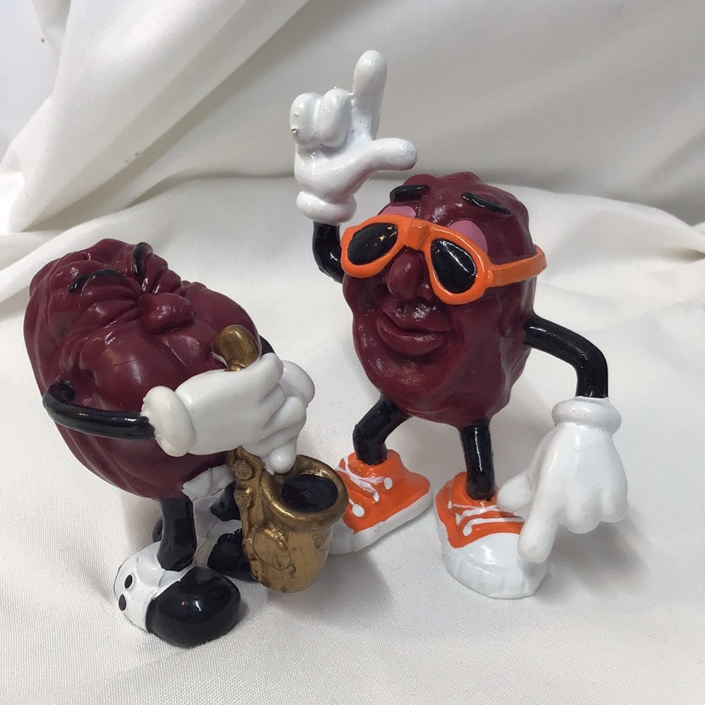 California Raisins Vintage PVC Figurines Lot of 2 1987 vintage collectible toys